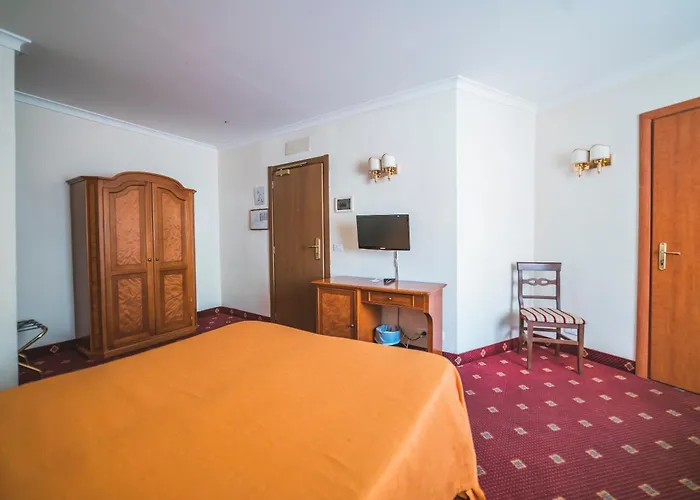 Hotel Gh San Giusto 3*