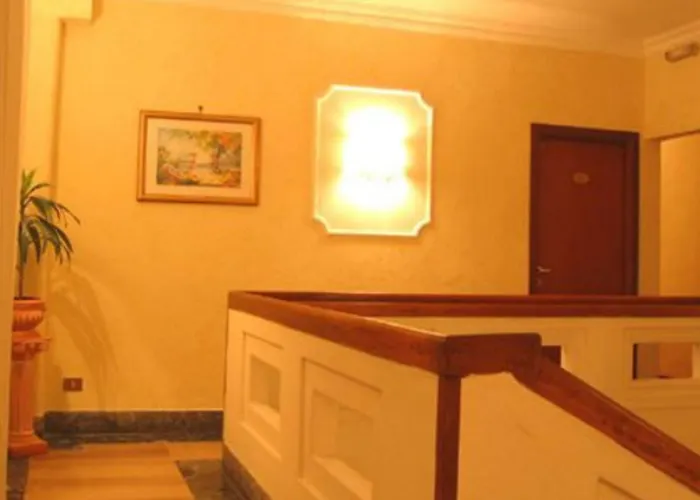 Gh San Giusto Отель 3*