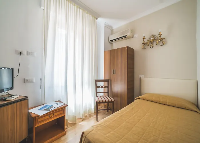 Gh San Giusto Отель