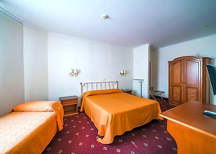 Gh San Giusto Hotel Rzym