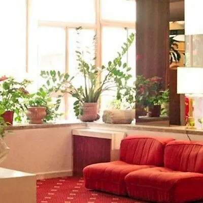 Gh San Giusto Рим