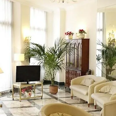 Gh San Giusto Otel 3*